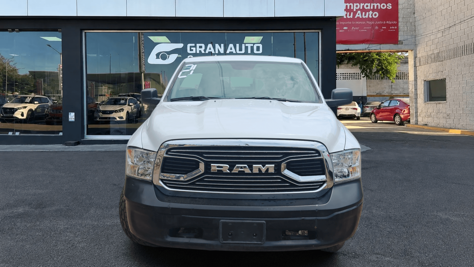 RAM 1500 CREW CAB SLT 4X4 V6 2021