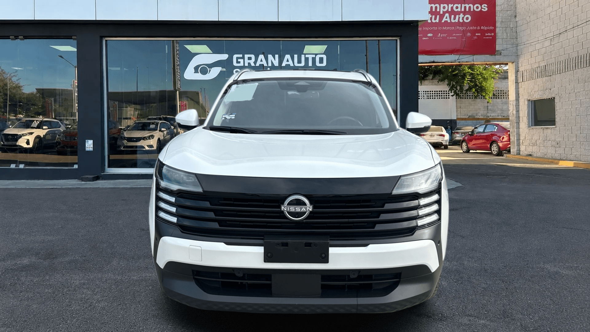 KICKS PLATINUM CVT